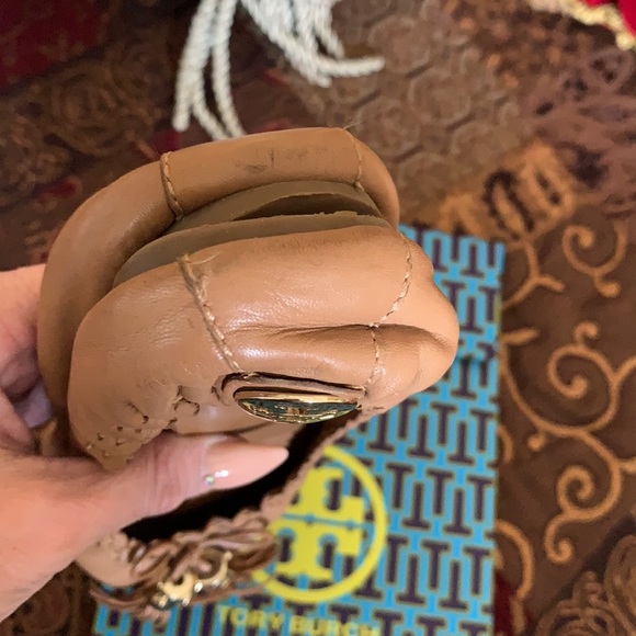 Tory Burch logo leather flats